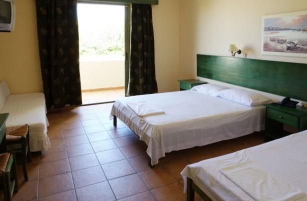 Ionian Sea Hotel & Villas - Aqua Park Kounopetra Værelse billede
